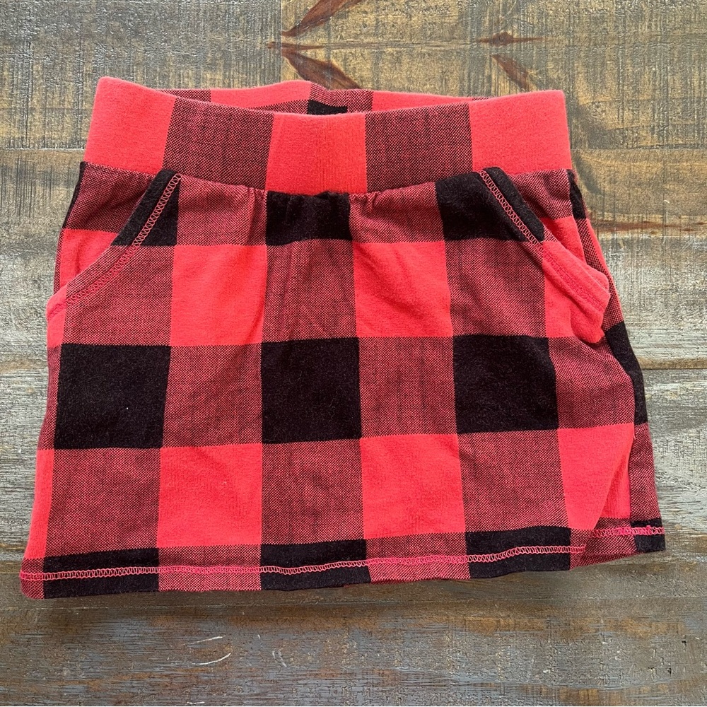 Red and black plaid skirt size 4T